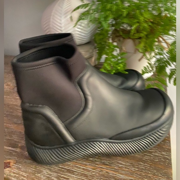 Zara Women’s 10 / EU 41 Black Chunky Lug Rubber Ankle Puddle Boots Shoes NWOT - Picture 9 of 12